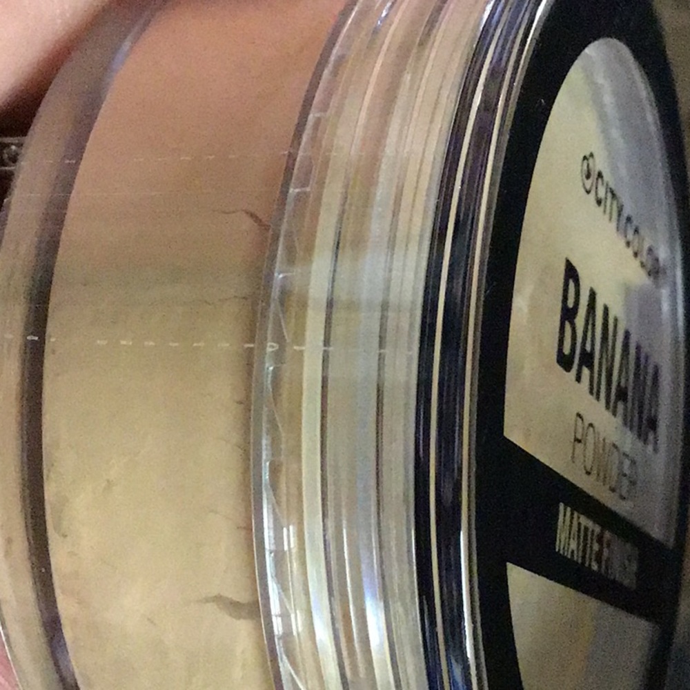 Powder - Picture 6 of 7